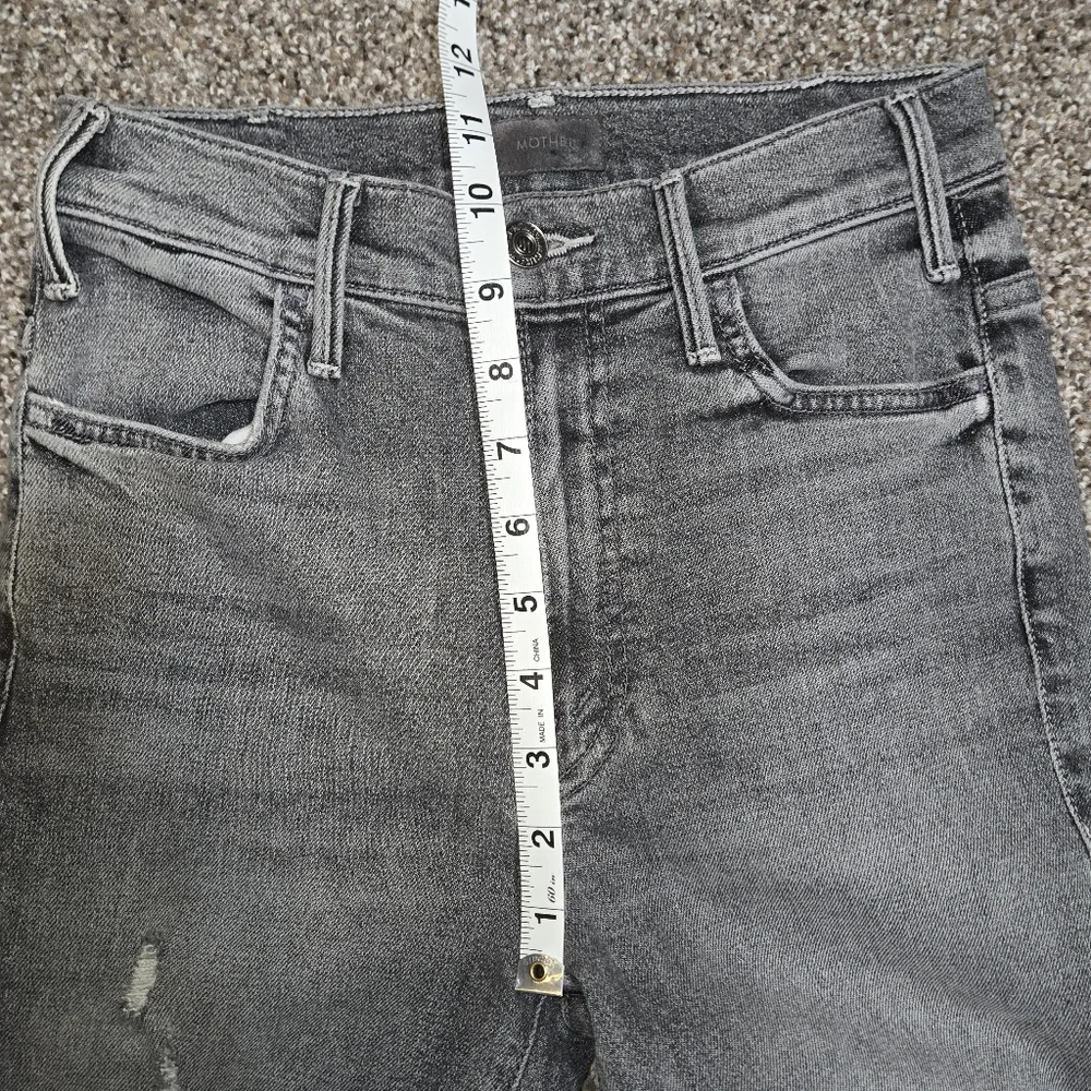 Mother The Hustler Crop Step Chew Jean Size 25 - Picture 6 of 10